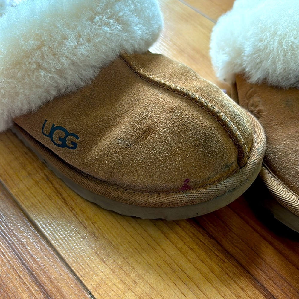 UGG SLIPPERS - Picture 4 of 4